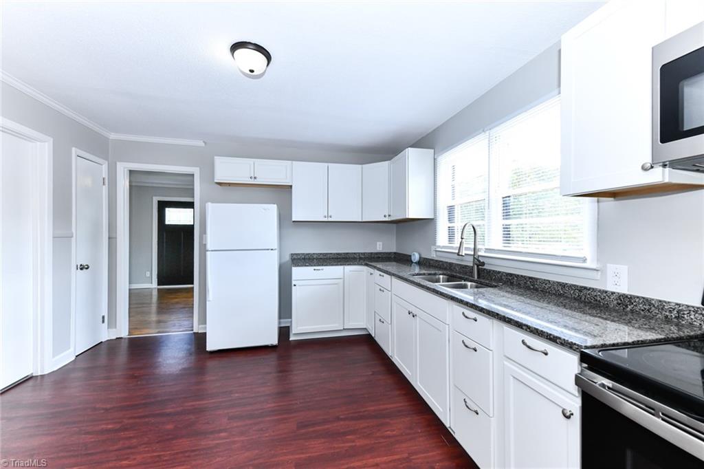 608 Paramount Street High Point, NC 27260 - Photo 10 of 30 Gallery Image 10