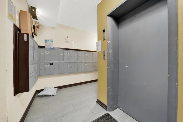 $1,550 | 7120 North Sheridan Road, Unit 216, Chicago, IL 60626