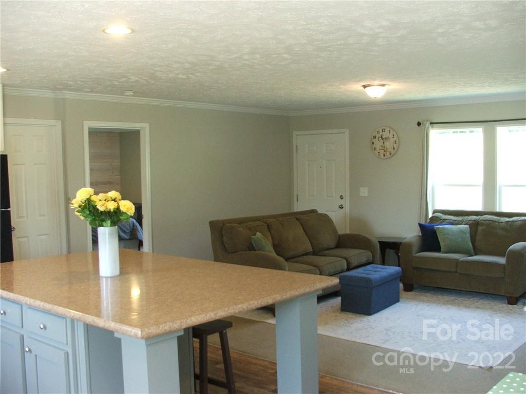 804 Concord Road Fletcher, NC 28732 - Photo 7 of 34 Gallery Image 7