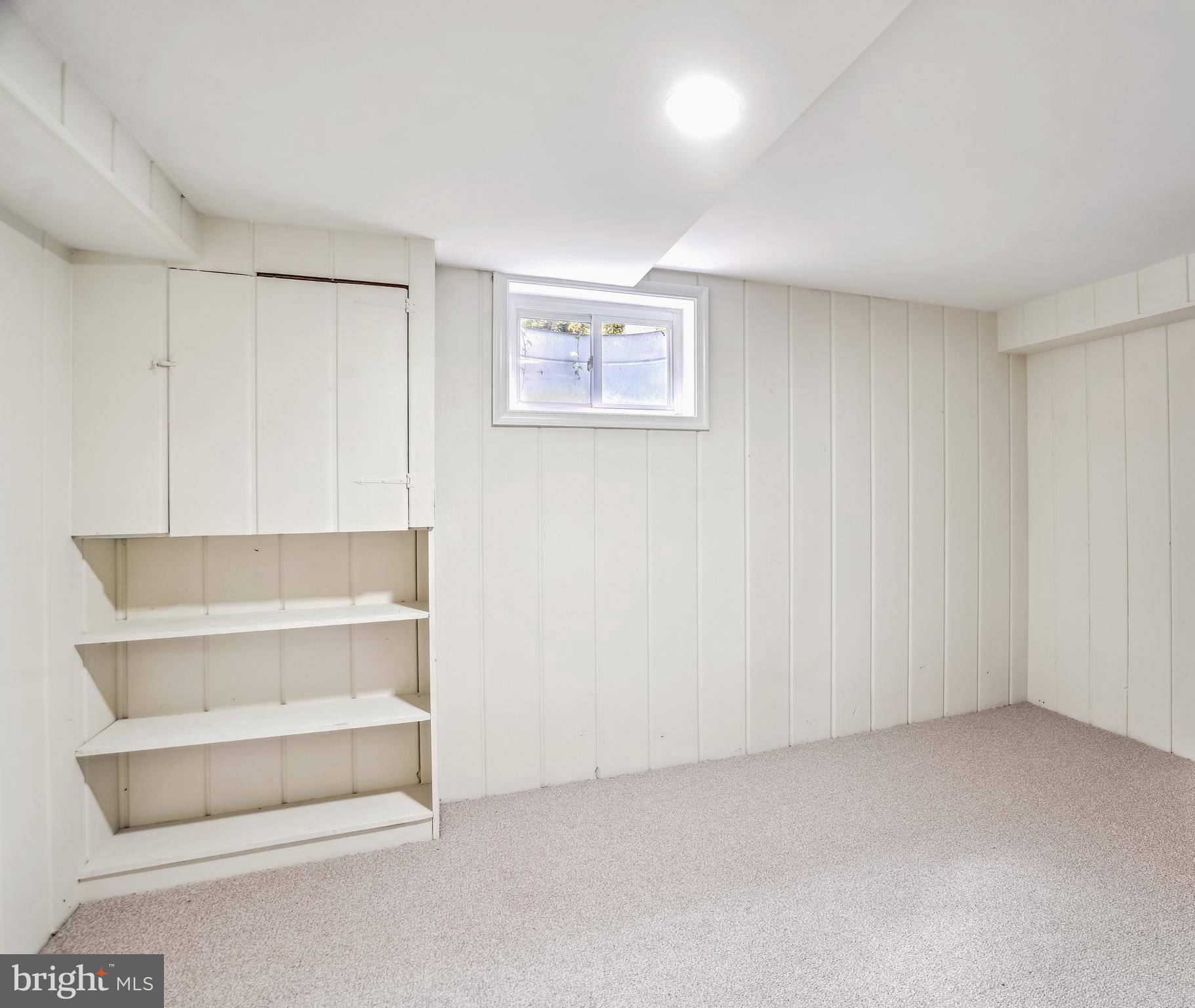9711 Saxony Road Silver Spring, MD 20910 - Photo 23 of 32 Den / Office