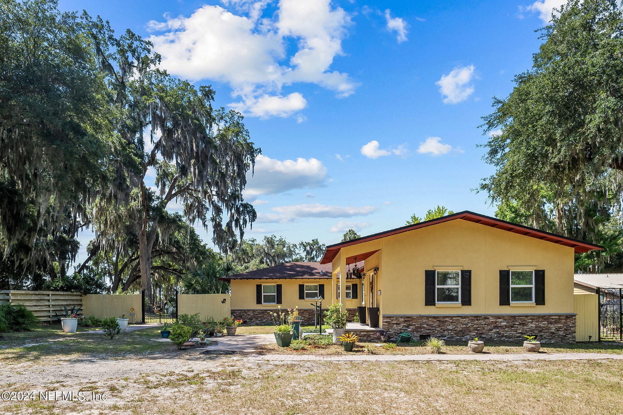 235 West River Road Palatka, FL 32177 - Photo 3 of 49 Front View