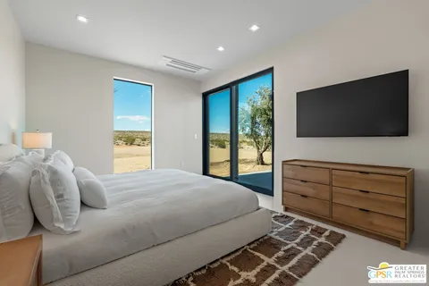 $2,695,000 | 3236 Sunever Road, Joshua Tree, CA 92252