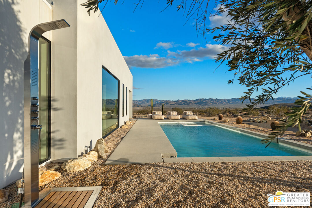 3236 Sunever Road Joshua Tree, CA 92252 - Photo 5 of 19