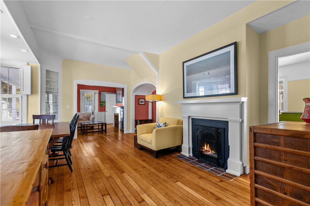 58 2nd Street Newport, RI 02840 - Photo 5 of 39