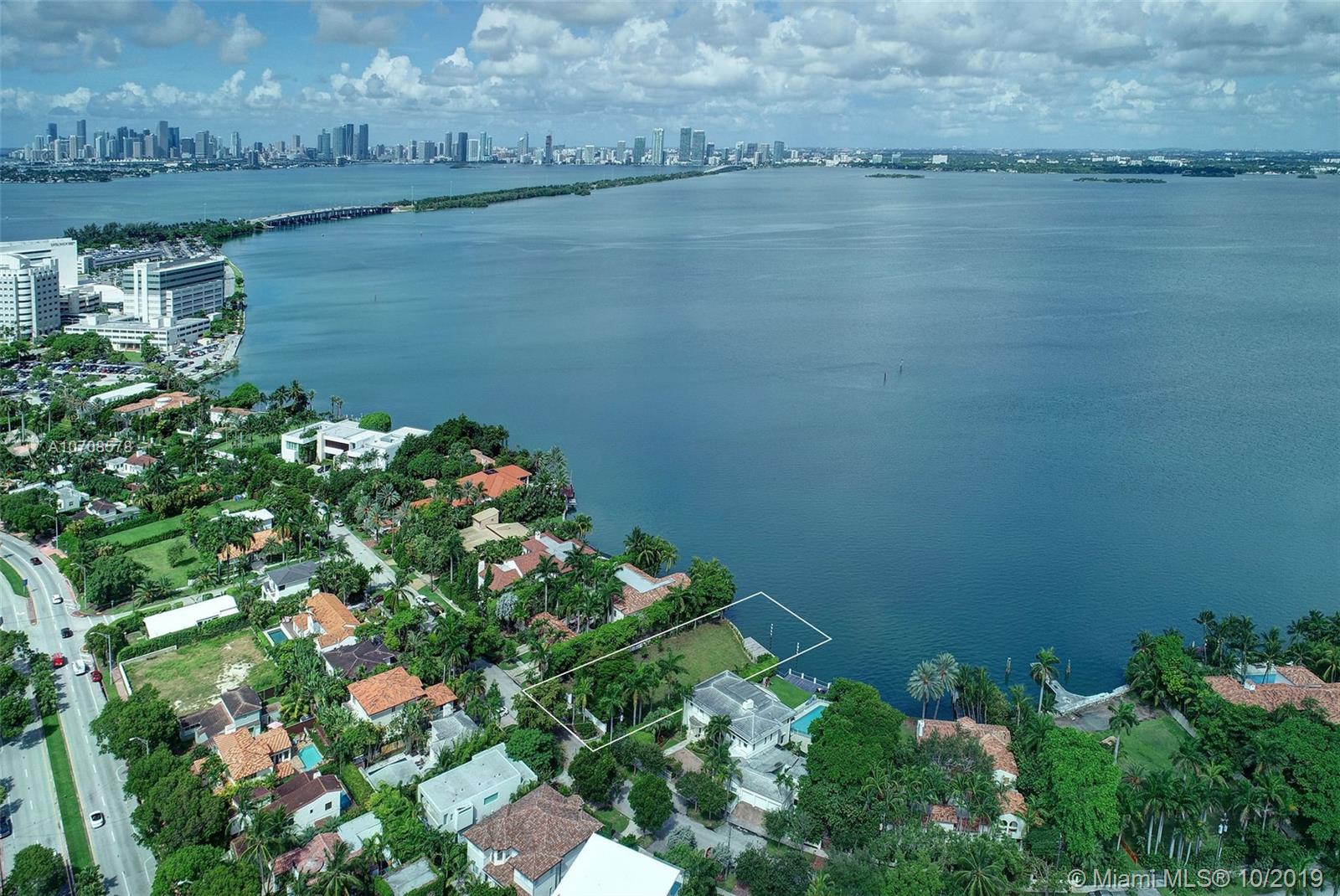 4424 North Bay Road Miami Beach, FL 33140 - Photo 1 of 7