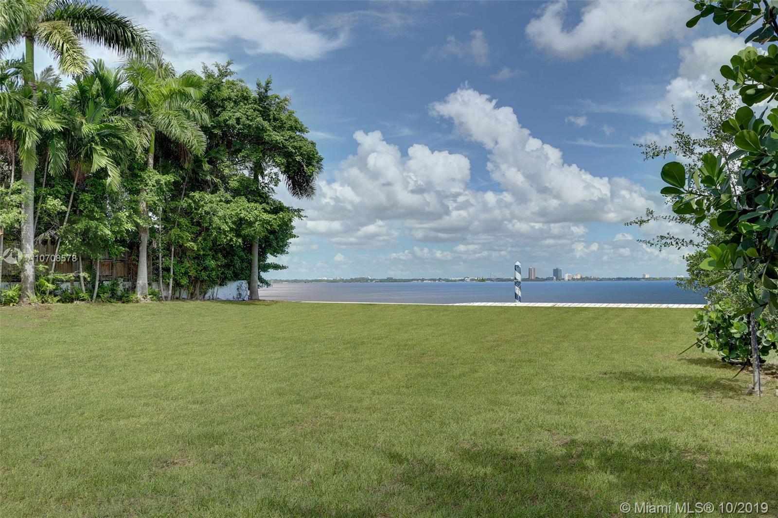 4424 North Bay Road Miami Beach, FL 33140 - Photo 2 of 7