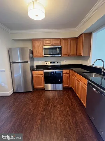 $2,350 | 12102 Birdseye Terrace, Germantown, MD 20874