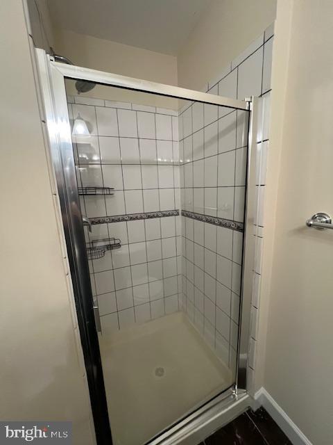 12102 Birdseye Terrace Germantown, MD 20874 - Photo 9 of 20 BATH