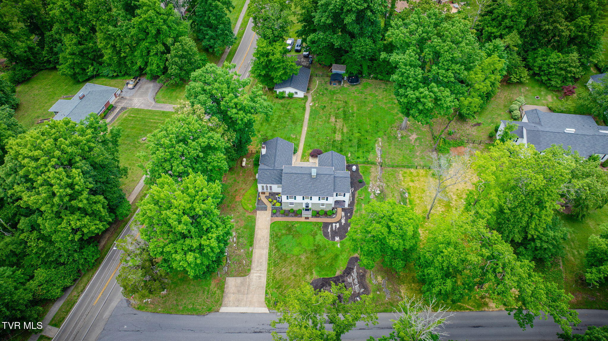 4302 Stagecoach Road Kingsport, TN 37664 - Photo 8 of 51 101