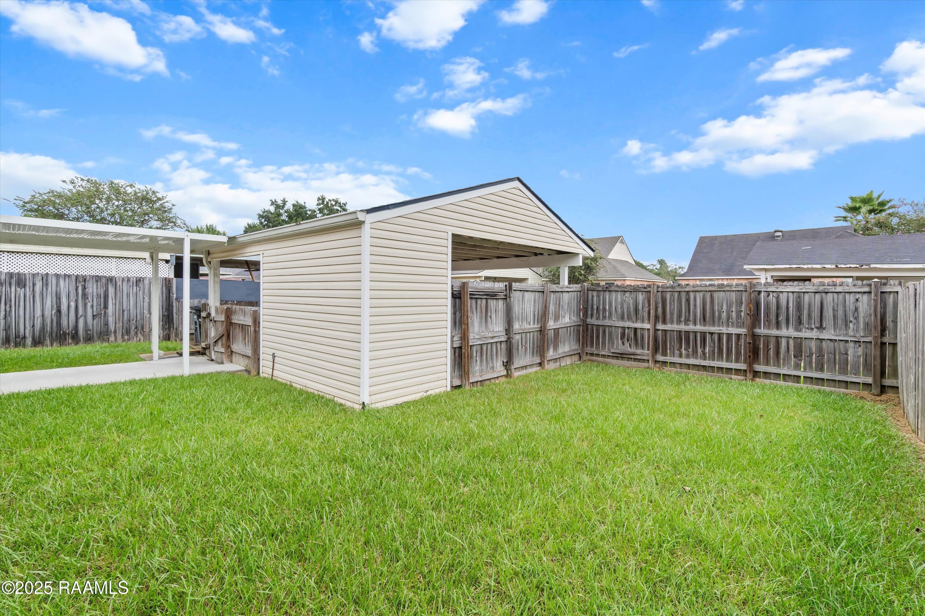 745 Fawn Lake Drive Baton Rouge, LA 70816 - Photo 14 of 15 14-Backyard