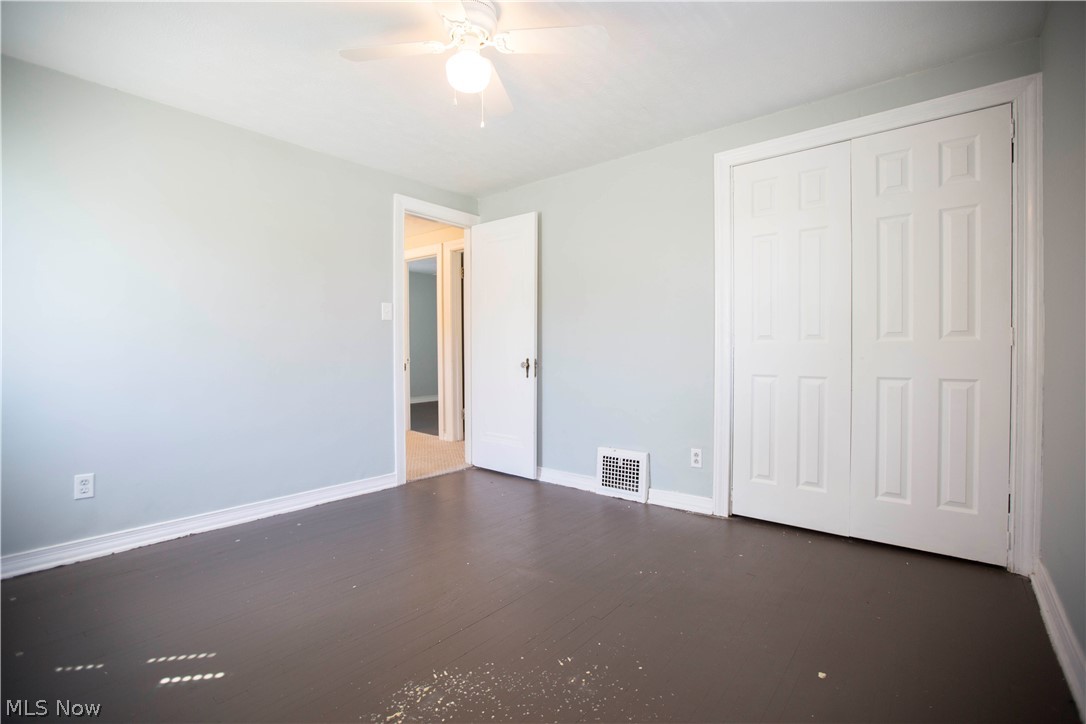1252 Winston Road Cleveland, OH 44121 - Photo 17 of 32