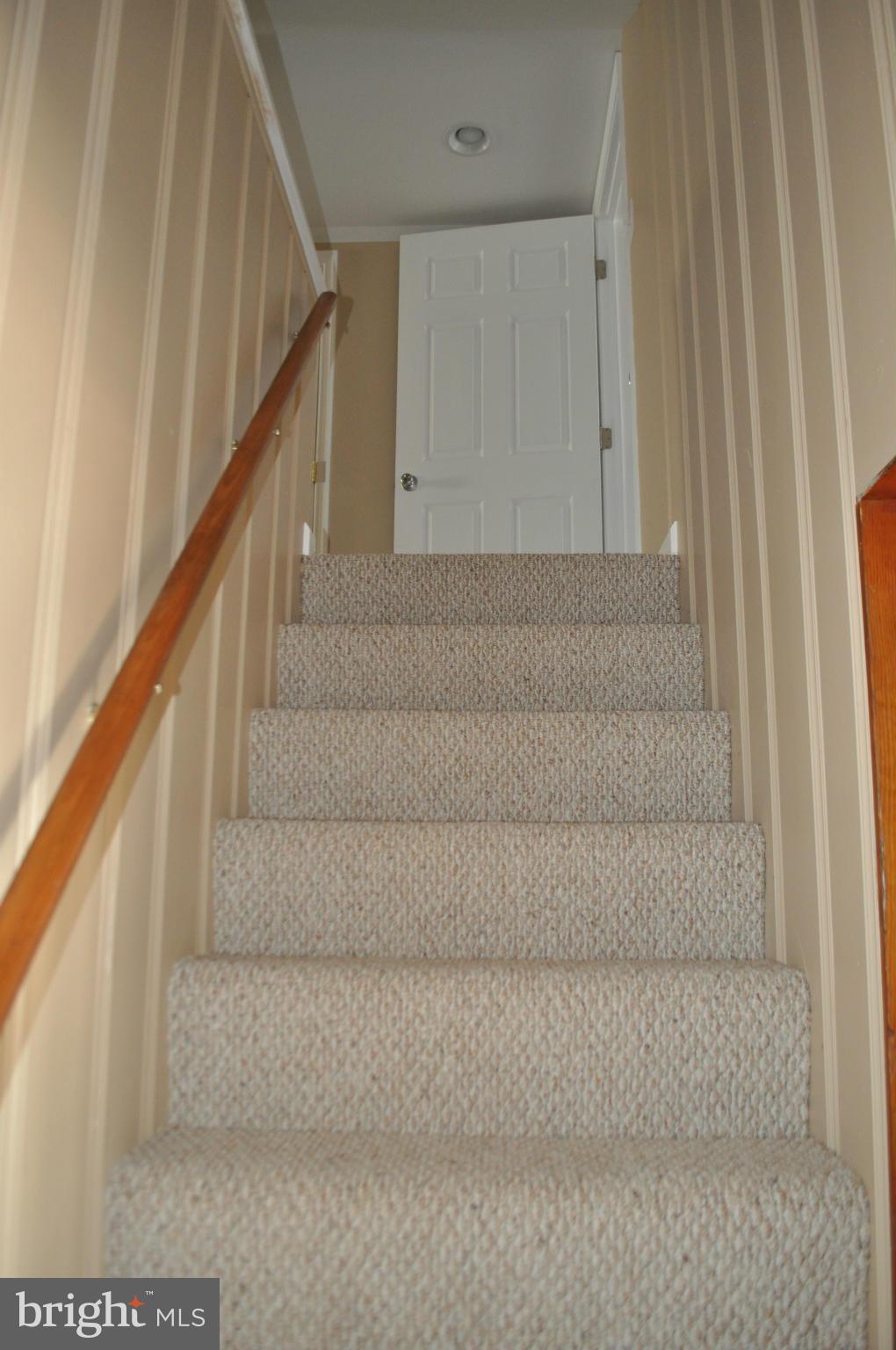 929 Woodlynn Road Baltimore, MD 21221 - Photo 18 of 25 a view of entryway
