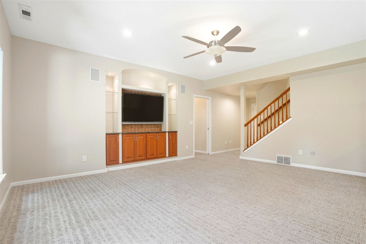 941 Timber Ridge Court Coralville, IA 52241 - Photo 33 of 54 Gallery Image 33