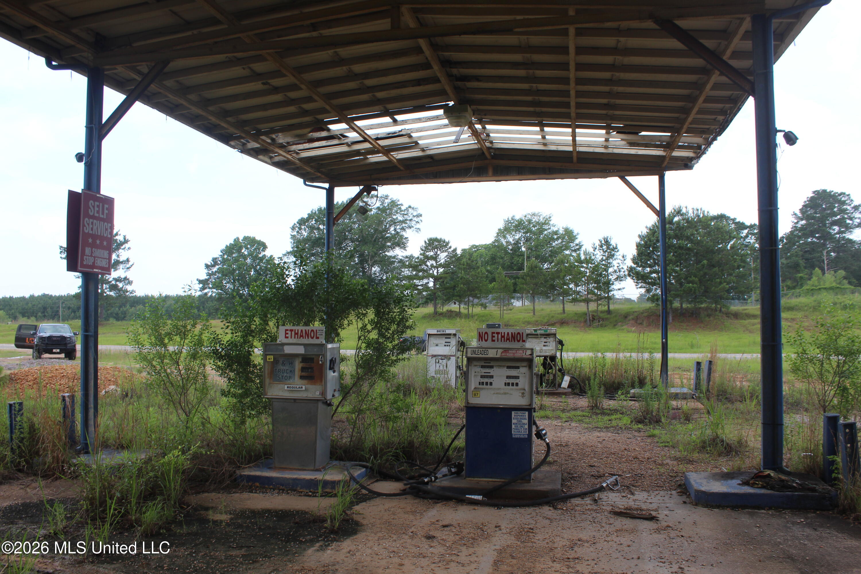 100 North Ms-33 Highway Roxie, MS 39661 - Photo 11 of 23 21 ac Hwy 33 & Hwy 84 Cannon pics (9)