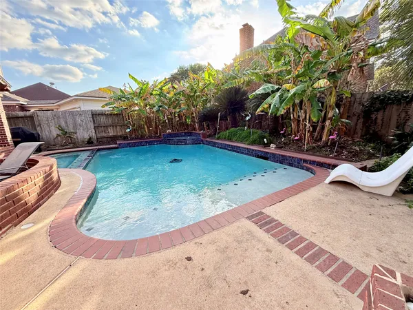 $3,999 | 16002 Garden Hill Lane, Houston, TX 77095