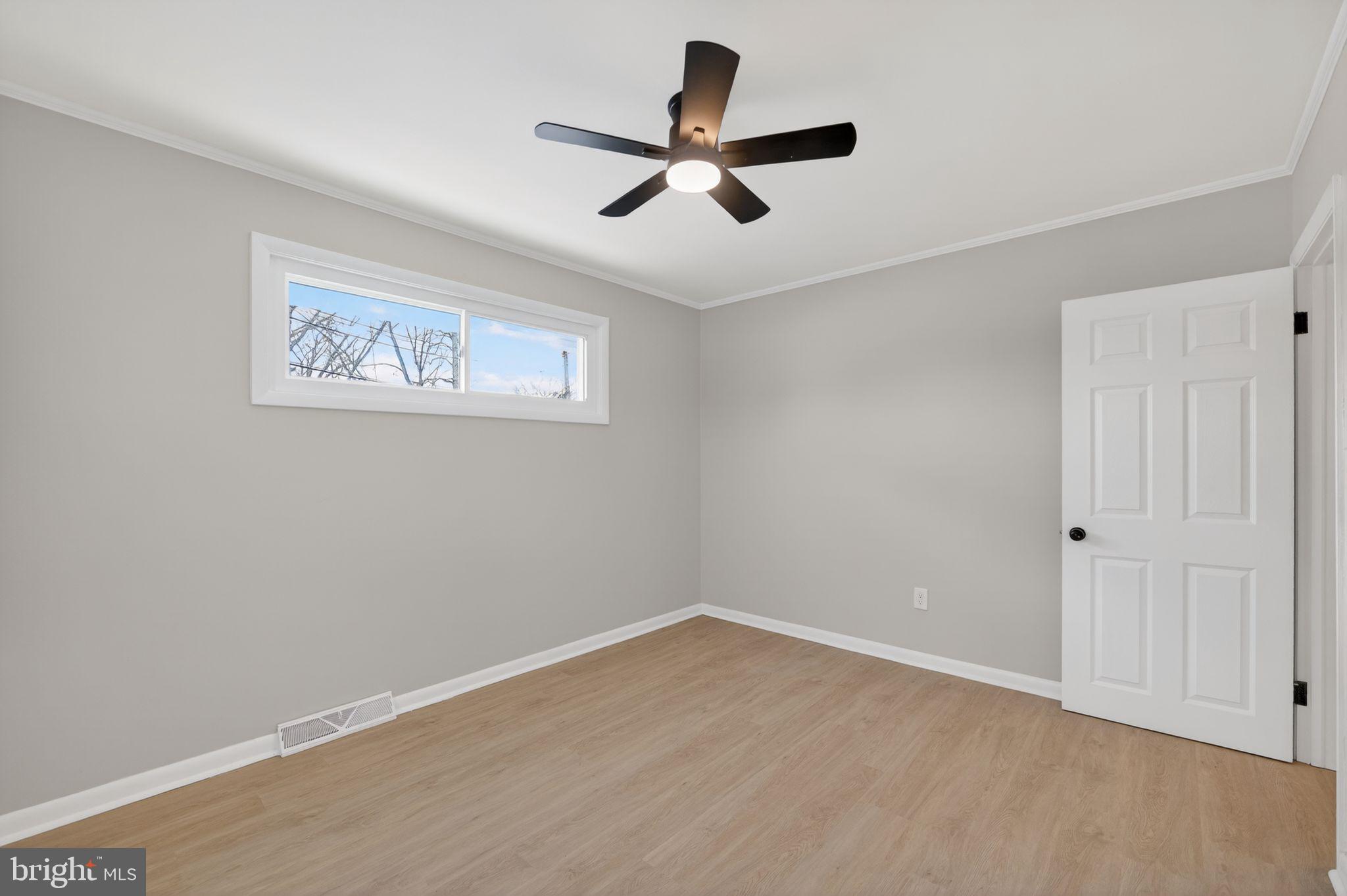 203 Antietam Road Baltimore, MD 21221 - Photo 20 of 33 a view of room with ceiling fan