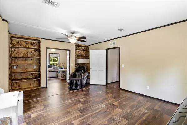 $315,000 | 320 Wild Oak Drive, Huffman, TX 77336