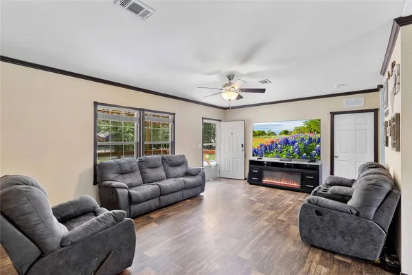 $315,000 | 320 Wild Oak Drive, Huffman, TX 77336