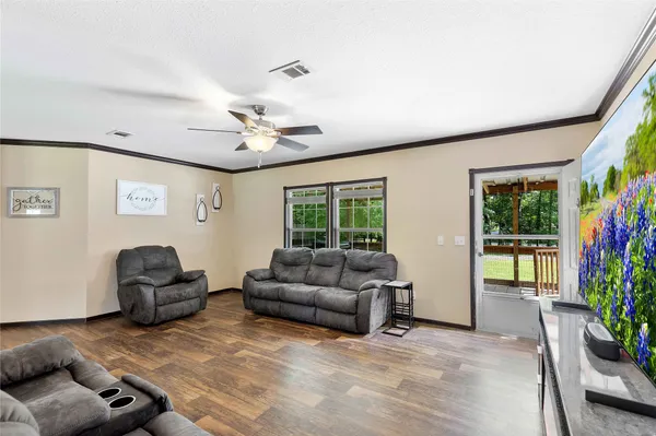$315,000 | 320 Wild Oak Drive, Huffman, TX 77336