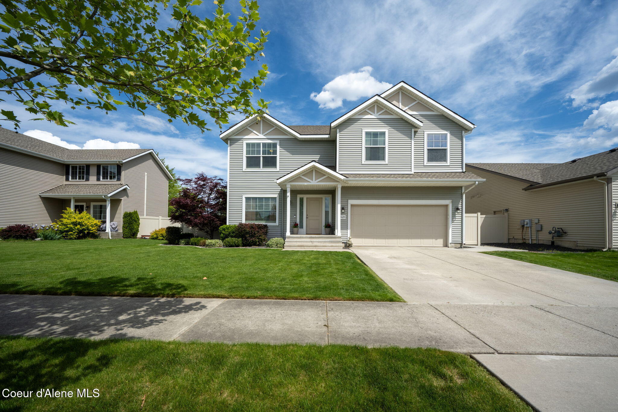 1420 North Pyroclast Street Post Falls, ID 83854 - Photo 2 of 56 17-web-or-mls-DSC_4656