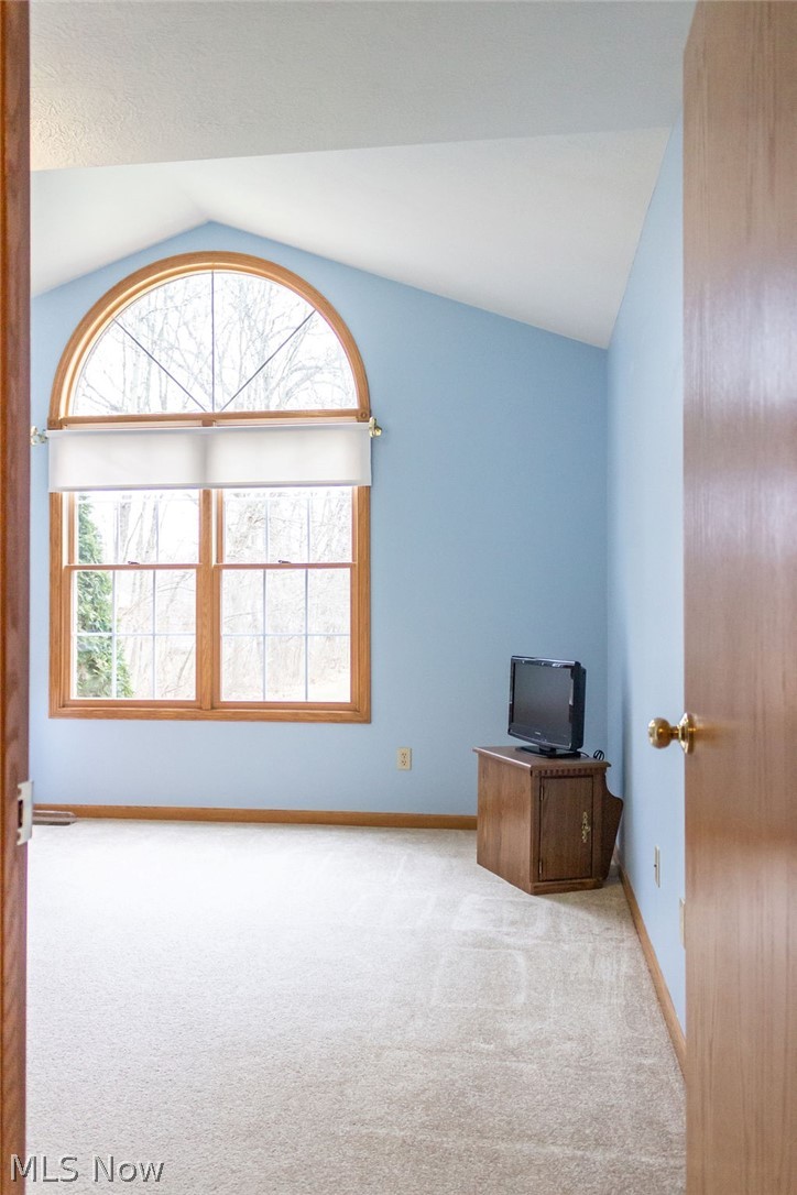 2672 Hayne Road Akron, OH 44312 - Photo 17 of 32 Gallery Image 17