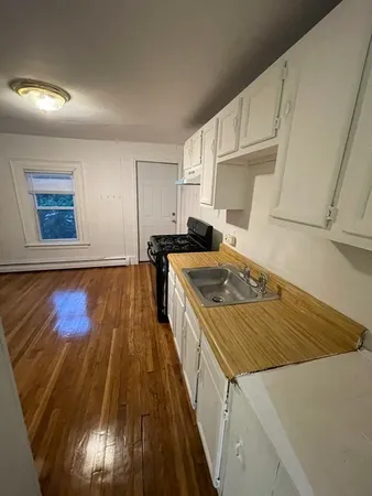 $4,400 | 369 Prospect Street, Unit 2, Cambridge, MA 02139