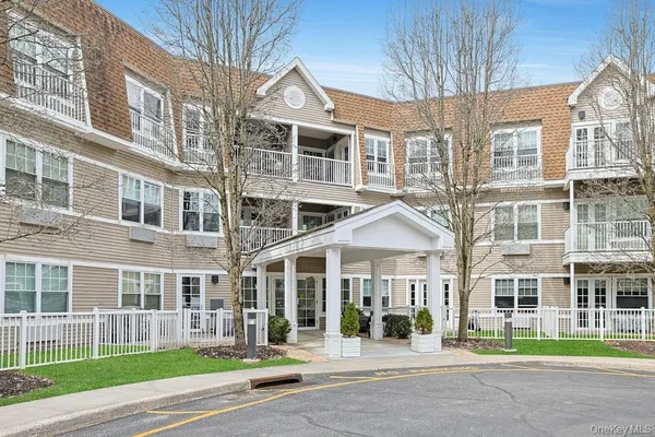 $475,000 | 312 Sutton Drive, Unit 312, Mount Kisco, NY 10549