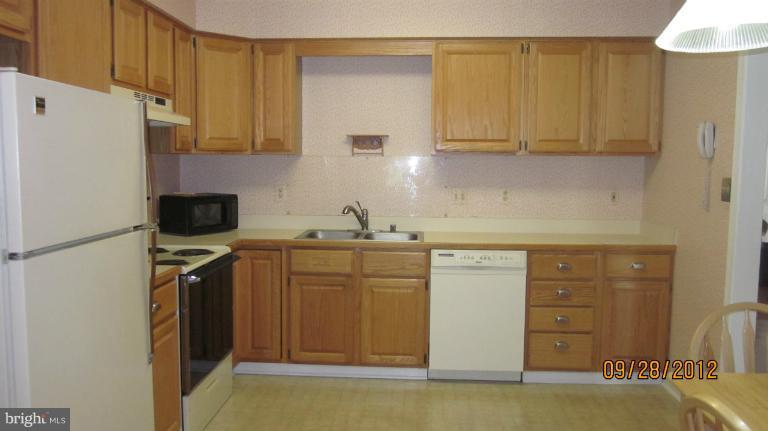 2623 Rigging Drive Annapolis, MD 21401 - Photo 6 of 30 Kitchen