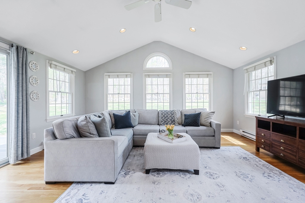 17 Tamarack Road Medfield, MA 02052 - Photo 13 of 41 Gallery Image 13