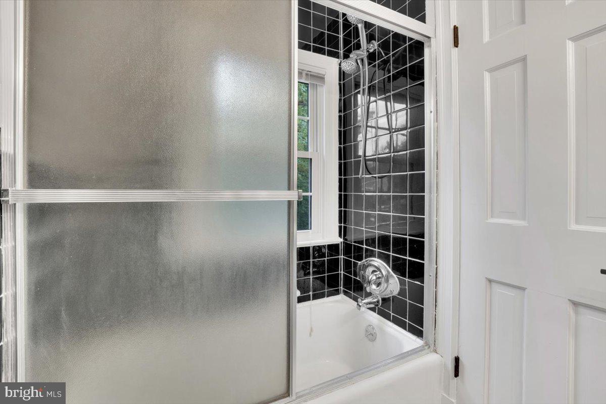1903 Kirby Road McLean, VA 22101 - Photo 22 of 38 Hall Bathroom