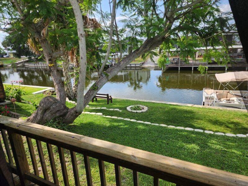 2301 Southeast 33rd Street Okeechobee, FL 34974 - Photo 25 of 29 448140770_975263430751711_15324383997476