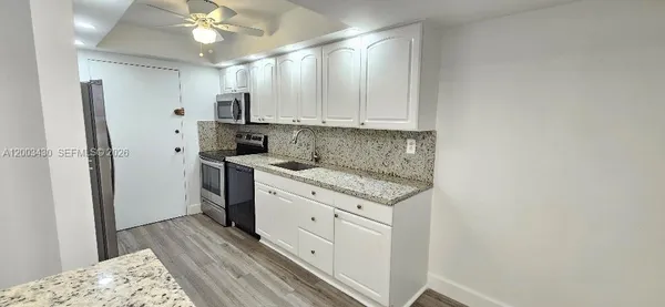 $2,400 | 18051 Biscayne Boulevard, Unit 802, Aventura, FL 33160