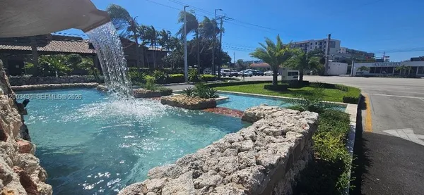 $2,400 | 18051 Biscayne Boulevard, Unit 802, Aventura, FL 33160