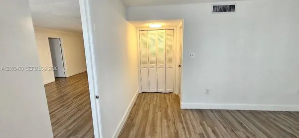 $2,400 | 18051 Biscayne Boulevard, Unit 802, Aventura, FL 33160