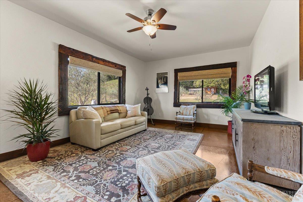 22355 Chianti Road Geyserville, CA 95441 - Photo 29 of 71