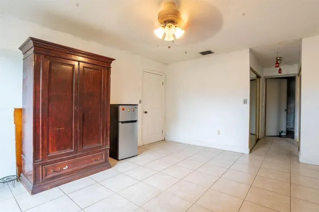$258,000 | 550 Northwest 214th Street, Unit 201, Miami Gardens, FL 33169
