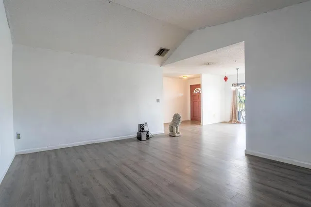 $258,000 | 550 Northwest 214th Street, Unit 201, Miami Gardens, FL 33169