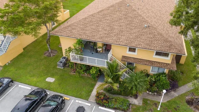 $258,000 | 550 Northwest 214th Street, Unit 201, Miami Gardens, FL 33169