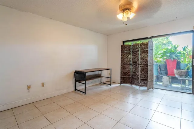 $258,000 | 550 Northwest 214th Street, Unit 201, Miami Gardens, FL 33169