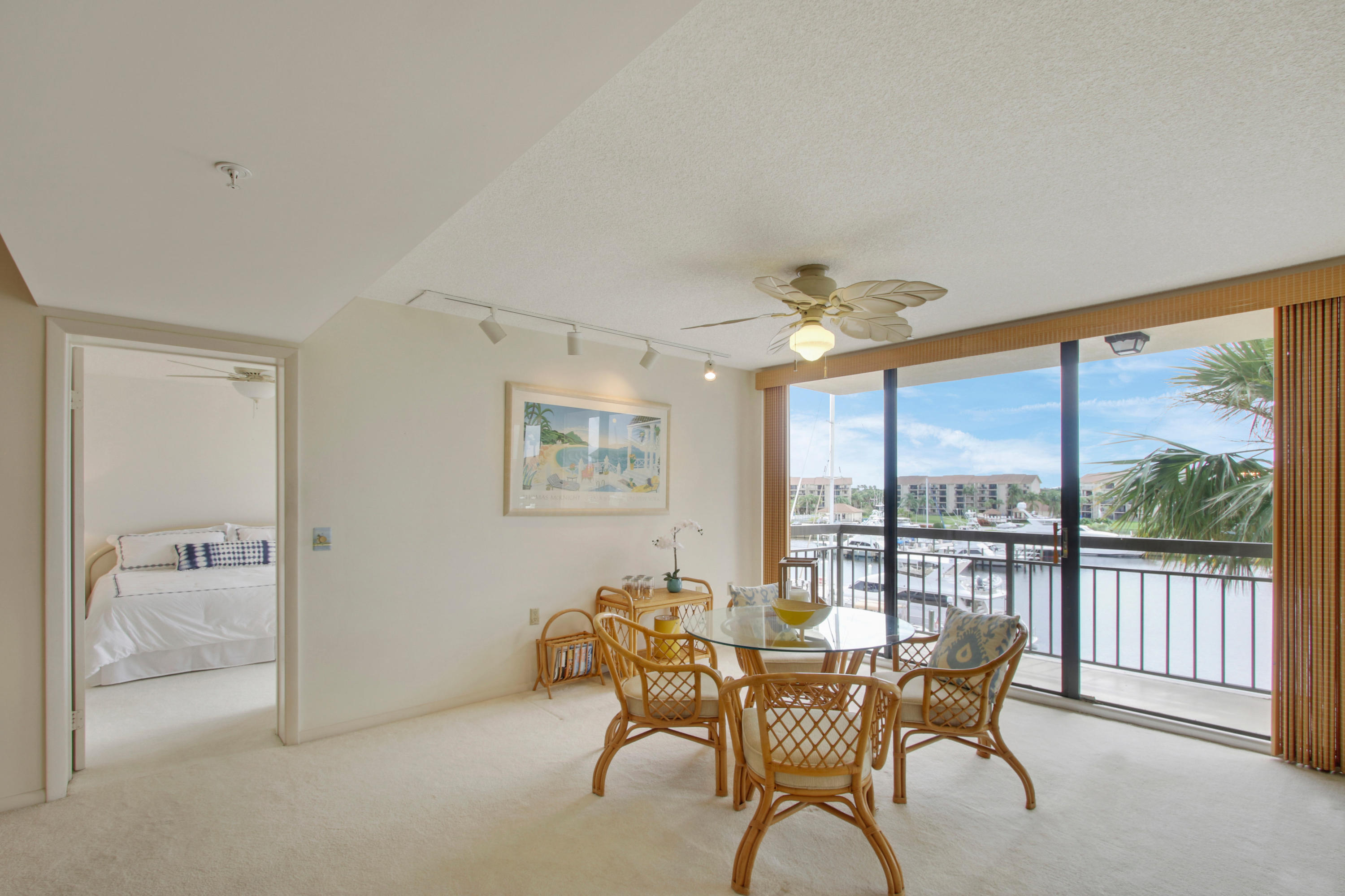 2401 Marina Isle Way, Unit 405 Jupiter, FL 33477 - Photo 12 of 36 Games Table