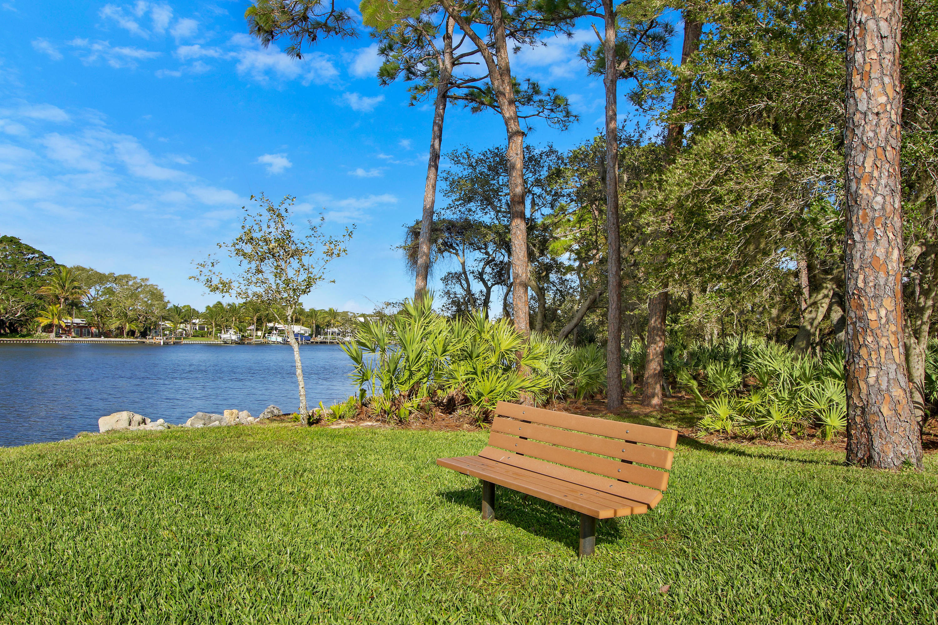 2401 Marina Isle Way, Unit 405 Jupiter, FL 33477 - Photo 28 of 36 Intracoastal