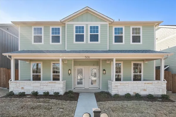 $2,395 | 506 East Kimball Street, Unit 2, Mansfield, TX 76063