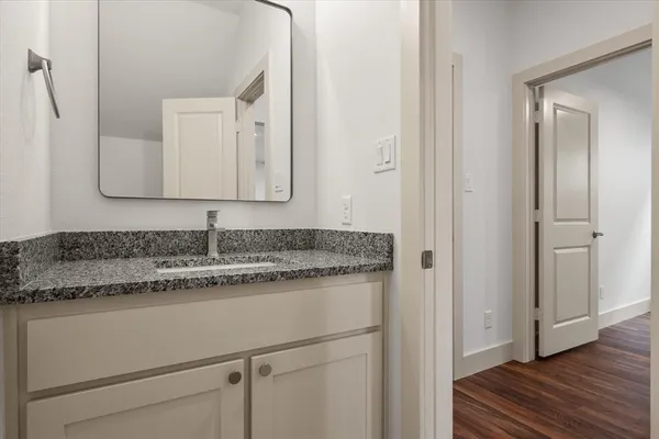 $2,395 | 506 East Kimball Street, Unit 2, Mansfield, TX 76063