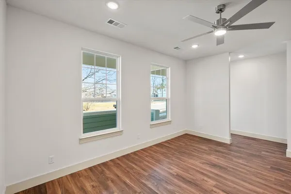 $2,395 | 506 East Kimball Street, Unit 2, Mansfield, TX 76063