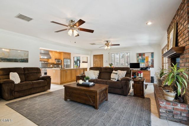 $1,601,000 | 2347 Caracas Street, La Crescenta, CA 91214