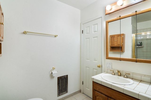 $1,601,000 | 2347 Caracas Street, La Crescenta, CA 91214