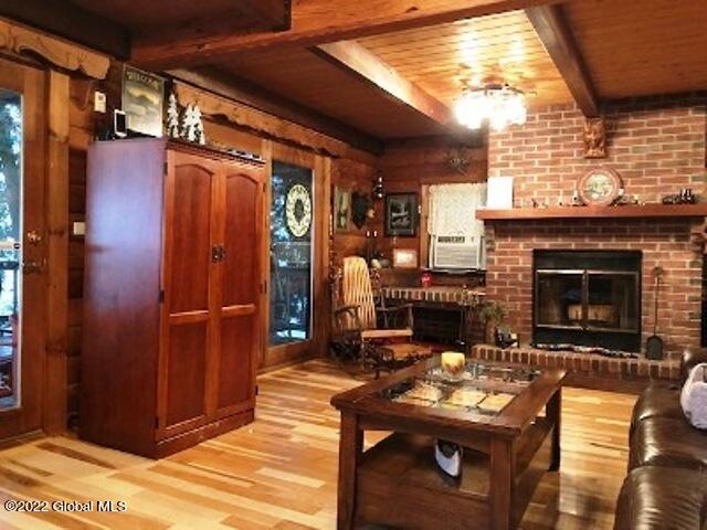 34 Bucket Way Crown Point, NY 12928 - Photo 33 of 74 34livrm
