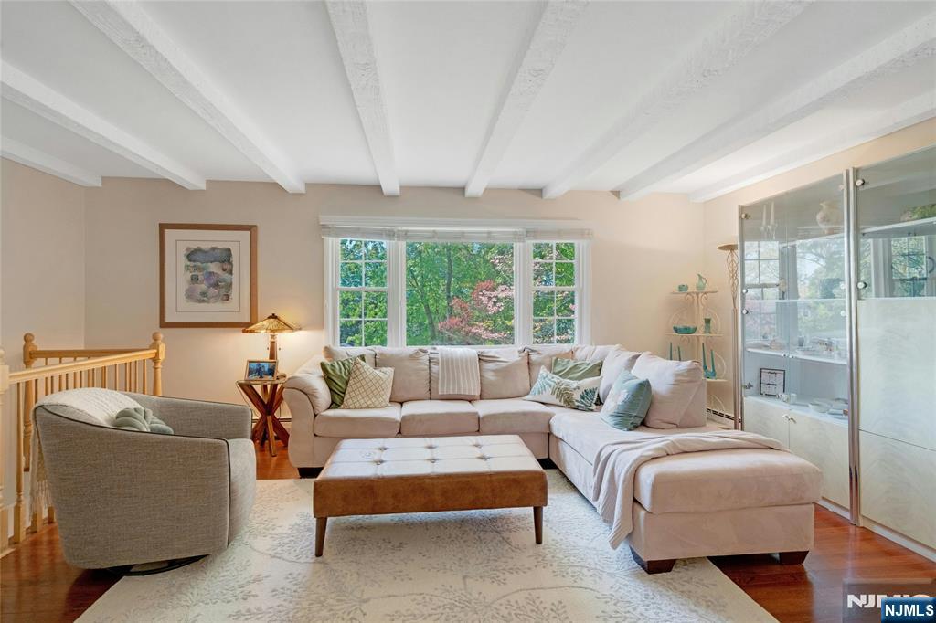 109 Malcolm Road Mahwah, NJ 07430 - Photo 14 of 43