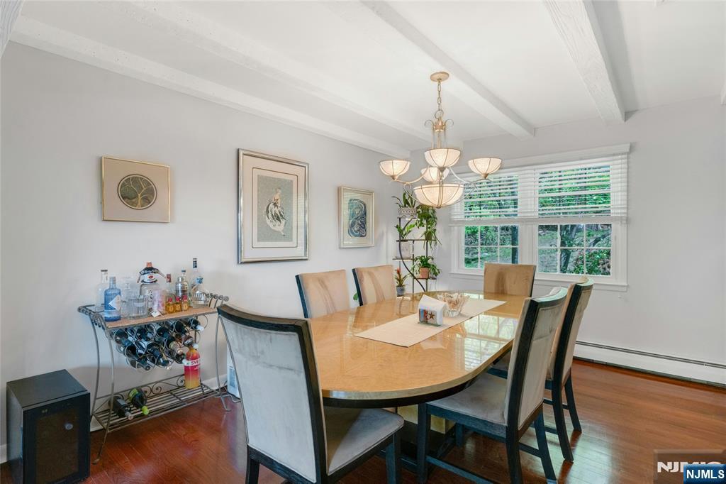 109 Malcolm Road Mahwah, NJ 07430 - Photo 16 of 43