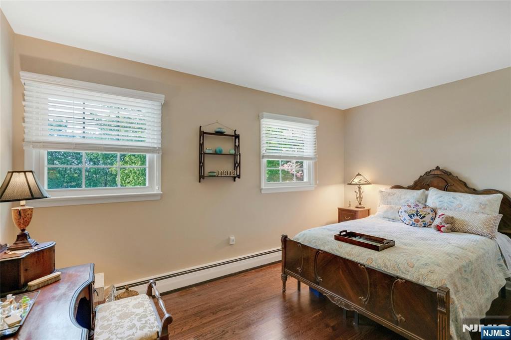 109 Malcolm Road Mahwah, NJ 07430 - Photo 29 of 43